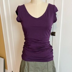 Neesha Ruched V-Neck Short Sleeve Top